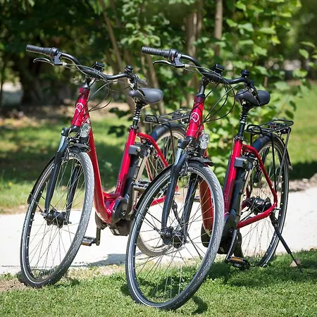 Les De Grazimis Domek alpejski Condom