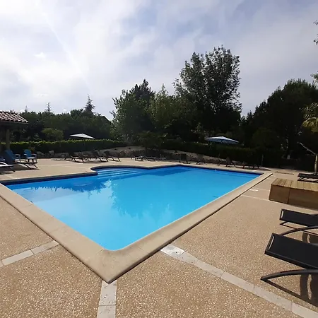 בקתה Les De Grazimis *